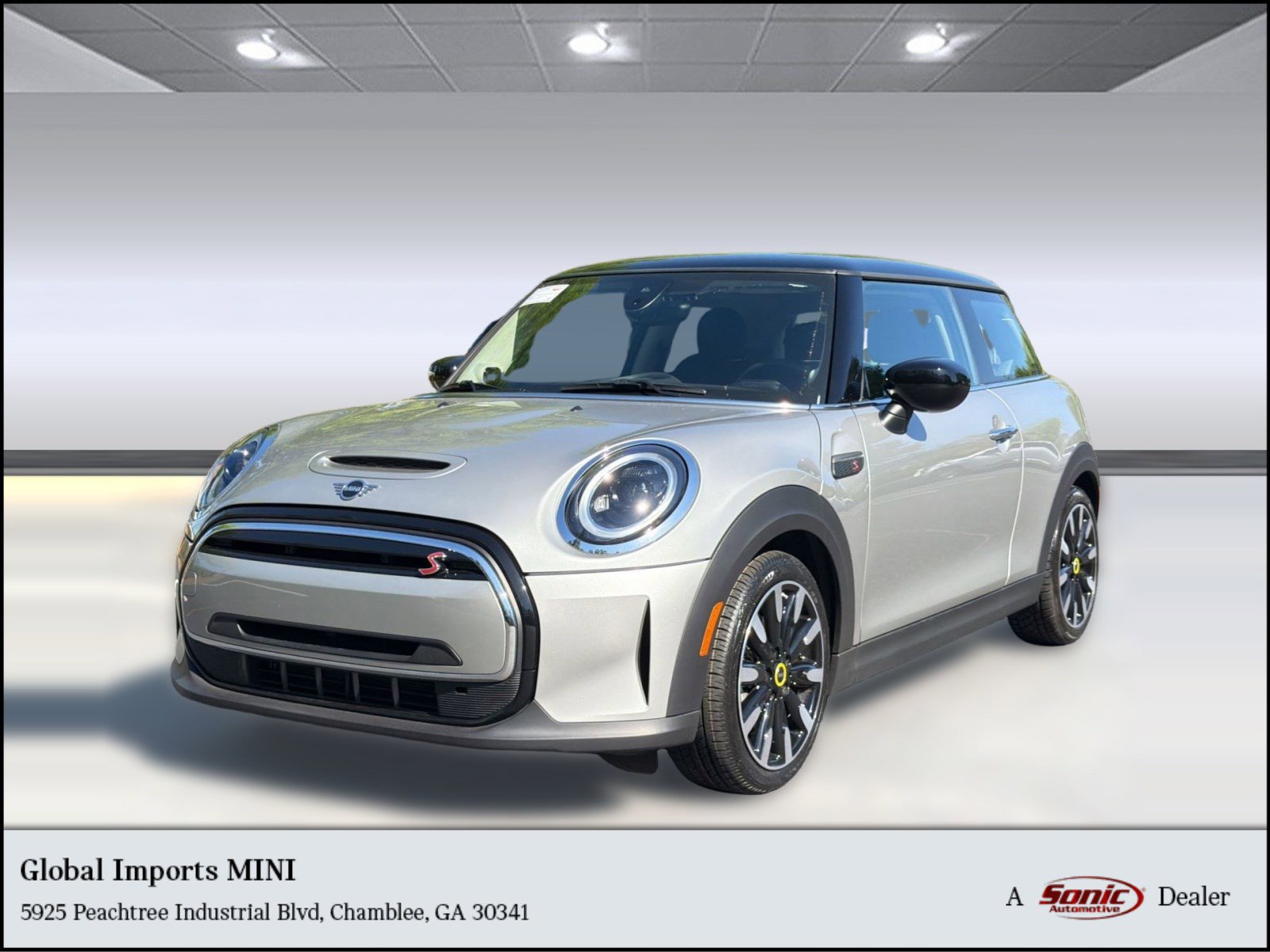 Used 2024 MINI Cooper SE image 1