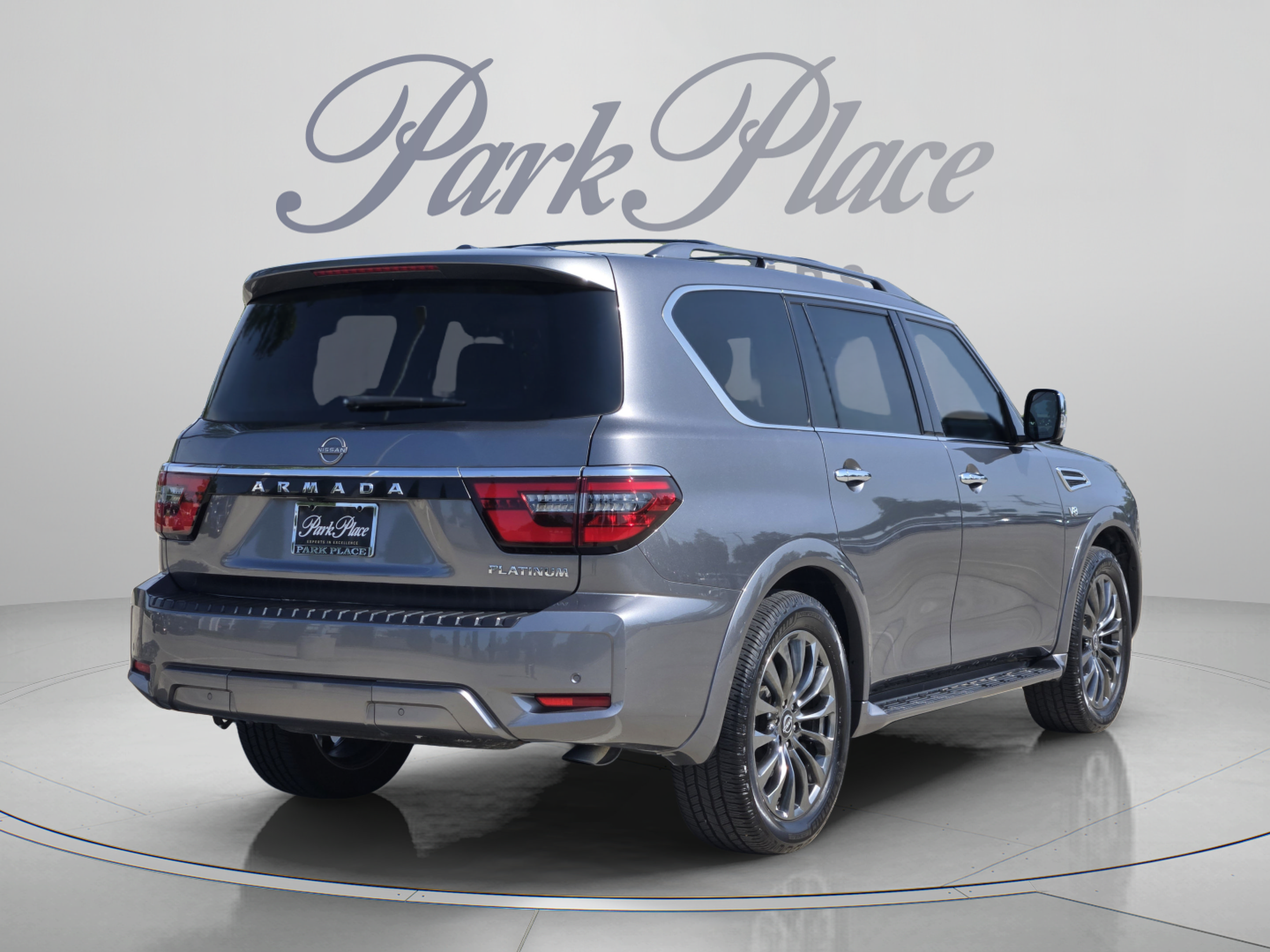 Used 2022 Nissan Armada Platinum RWD image 5