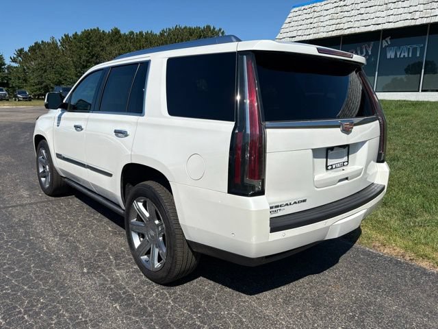 Used 2017 Cadillac Escalade Premium Luxury AWD/4WD image 8