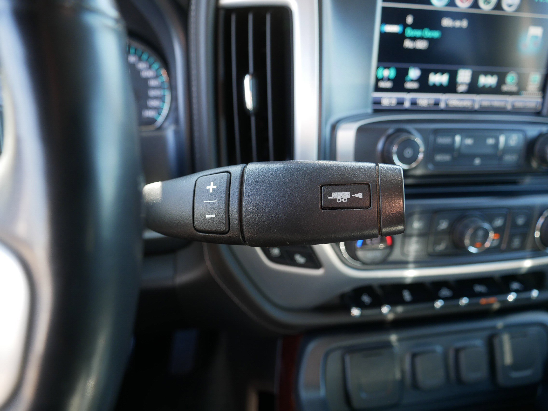 Used 2018 GMC Sierra 1500 SLT image 24