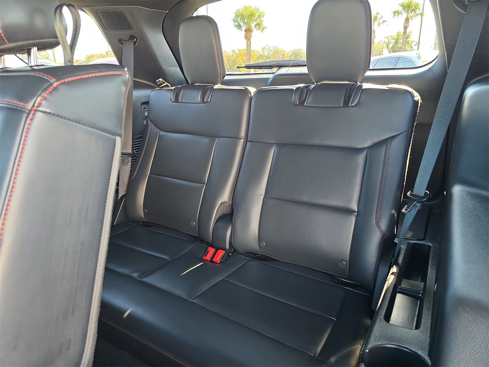 Certified 2025 Ford Explorer ST-Line w/ ST-Line Street Pack image 13