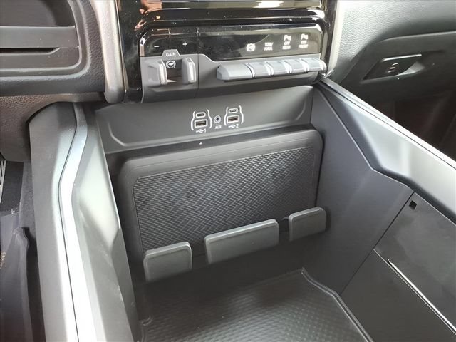 New 2025 RAM 2500 Big Horn RWD image 20
