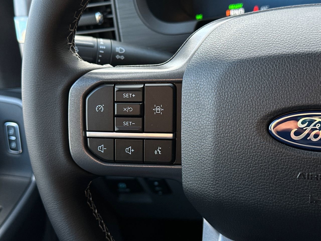 New 2025 Ford F150 Lightning XLT w/ Max Trailer Tow Package image 21