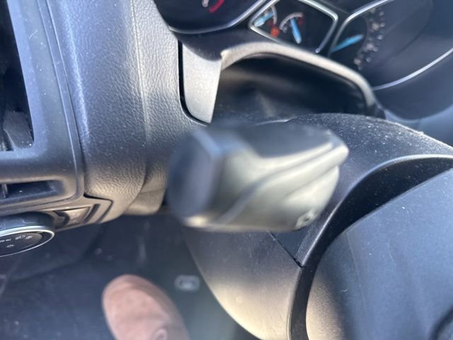 Used 2015 Ford Focus SE w/ SE Sport Package image 1