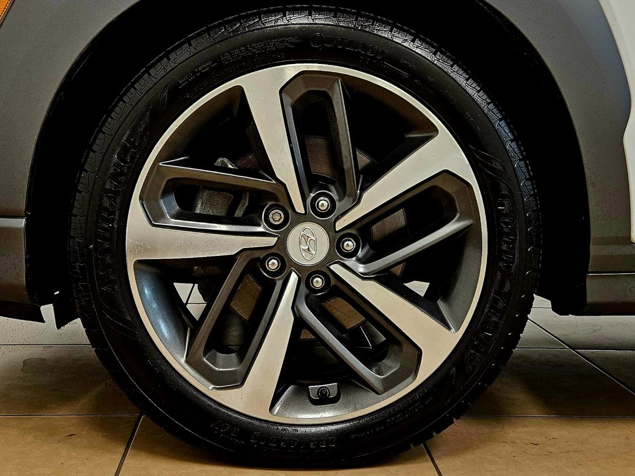 Used 2020 Hyundai Kona Ultimate image 32