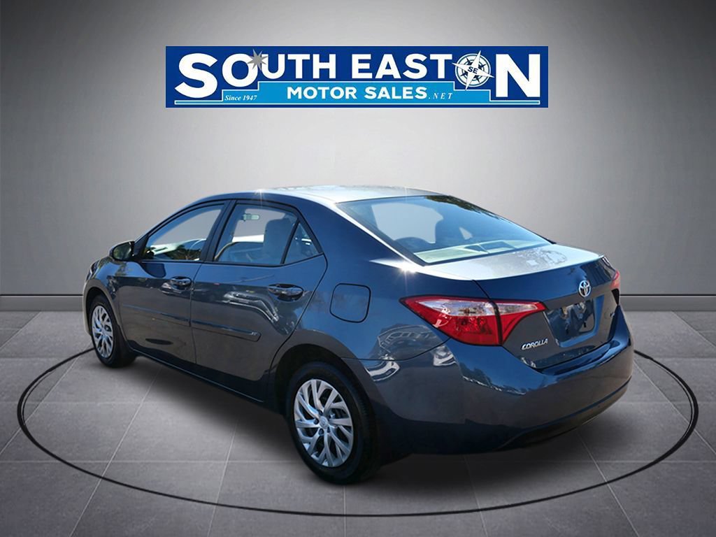 Used 2018 Toyota Corolla LE FWD image 5