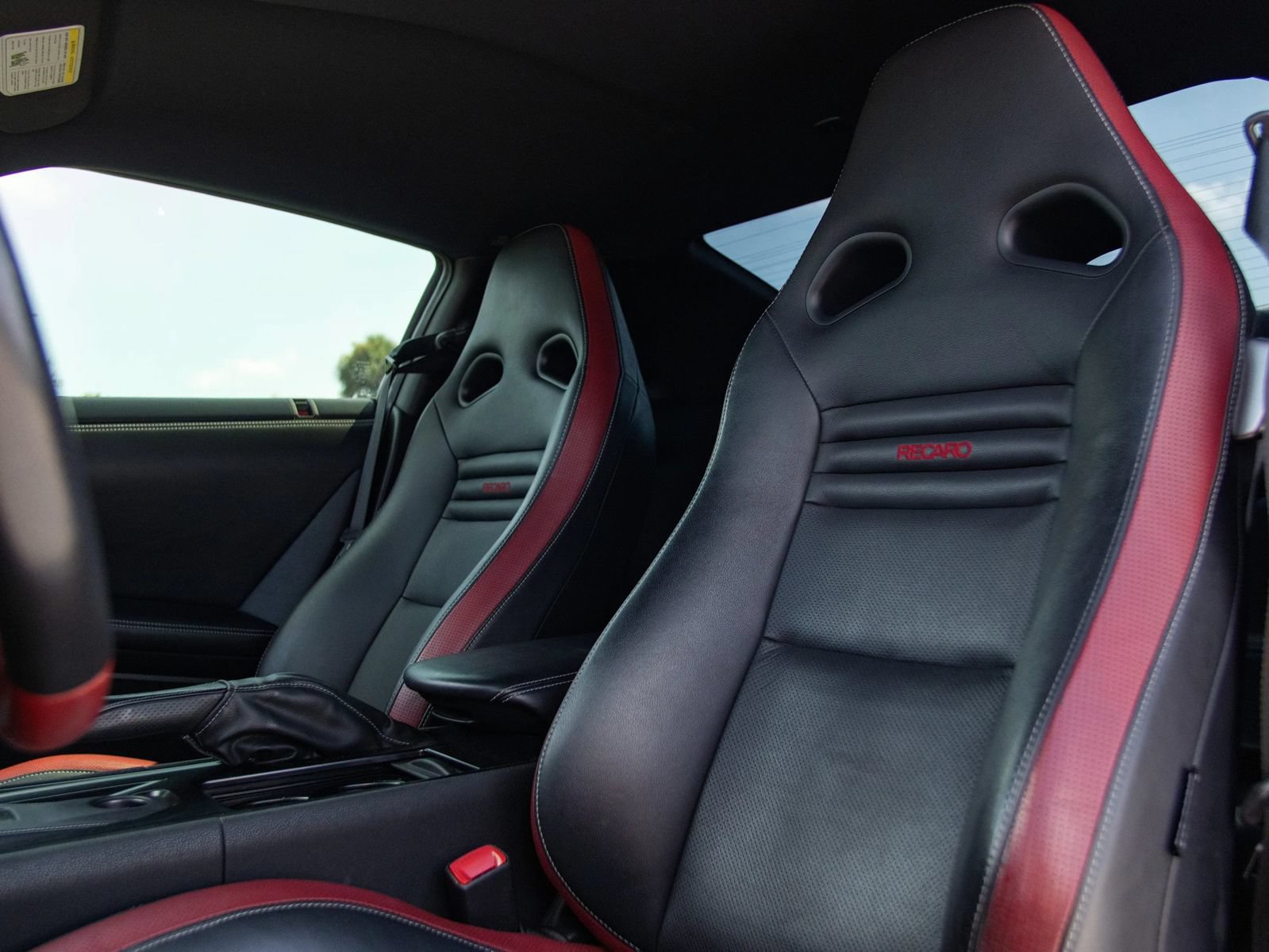 Used 2015 Nissan GT-R Black Edition AWD/4WD image 29