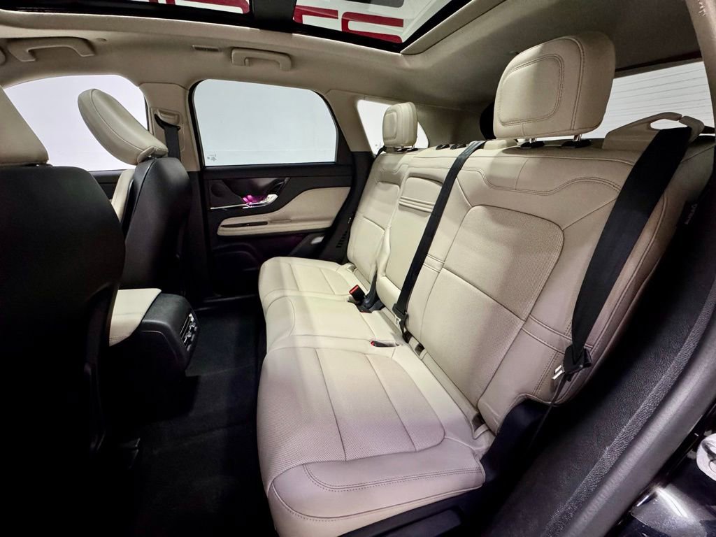 Used 2025 Lincoln Corsair Grand Touring image 24