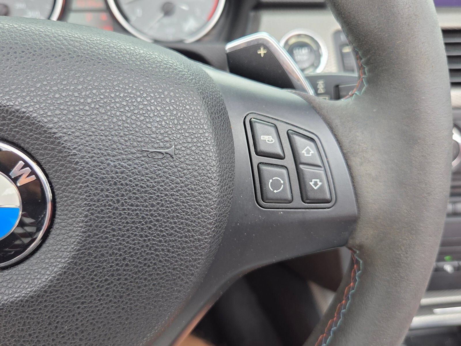 Used 2013 BMW 335is Convertible RWD image 23
