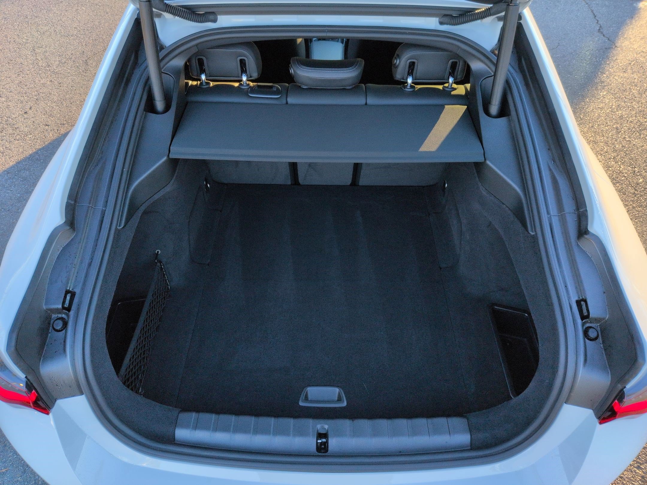 Used 2025 BMW i4 eDrive40 w/ Parking Assistance Package image 32