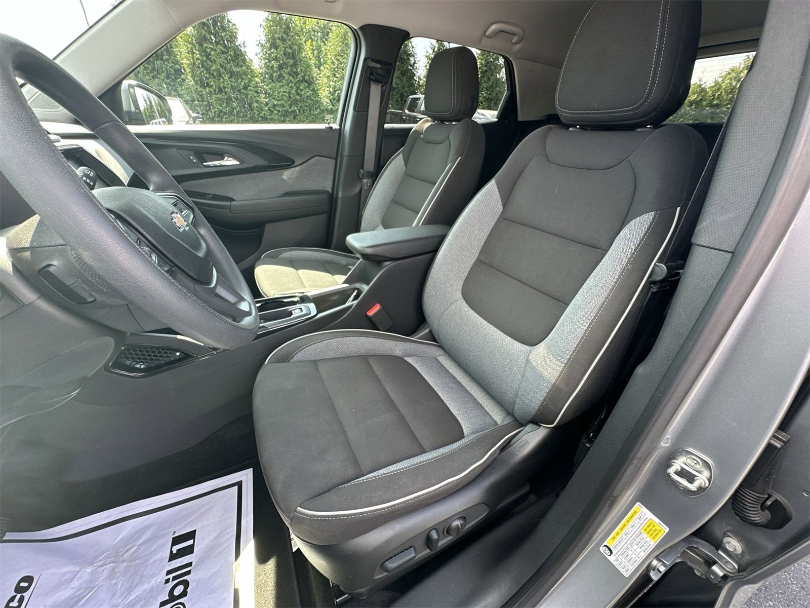 Used 2023 Chevrolet TrailBlazer LT w/ Convenience Package image 18