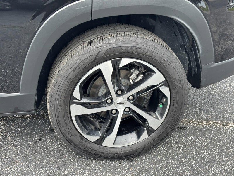 Used 2024 Chevrolet Trax RS w/ Driver Confidence Package FWD image 9