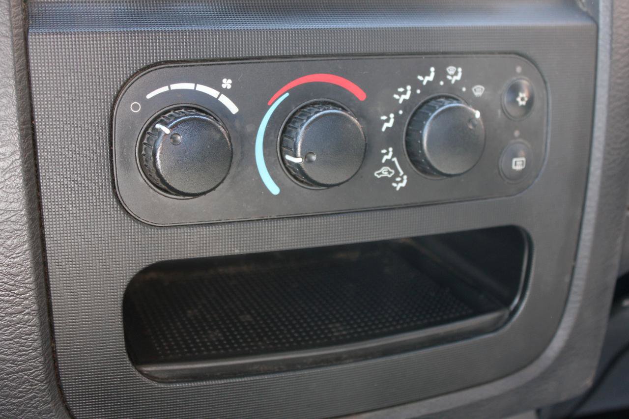 Used 2003 Dodge Ram 1500 Truck 4x4 Quad Cab image 26