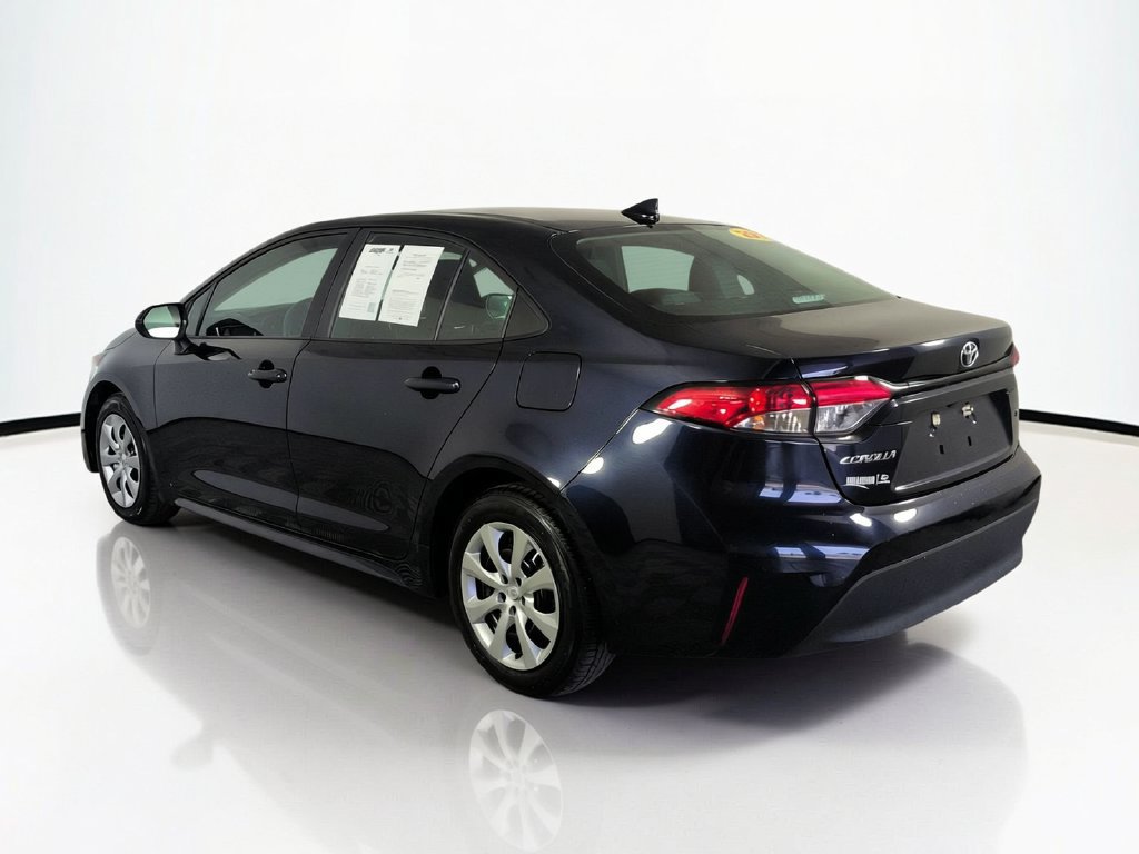 Used 2024 Toyota Corolla LE FWD image 9