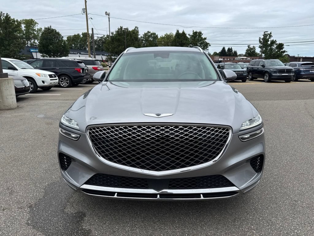 Used 2025 Genesis GV70 2.5T AWD/4WD image 8