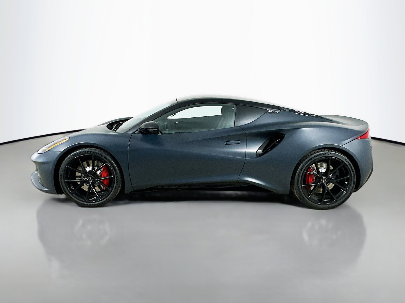 New 2026 Lotus Emira RWD image 8