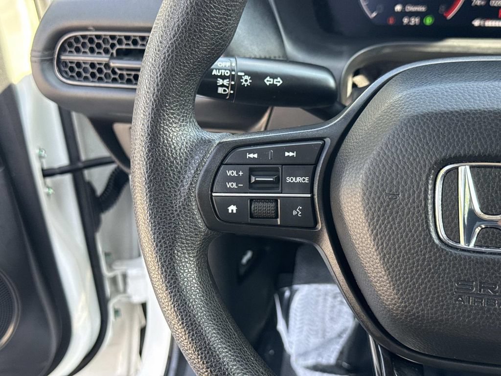 Certified 2024 Honda HR-V LX image 9