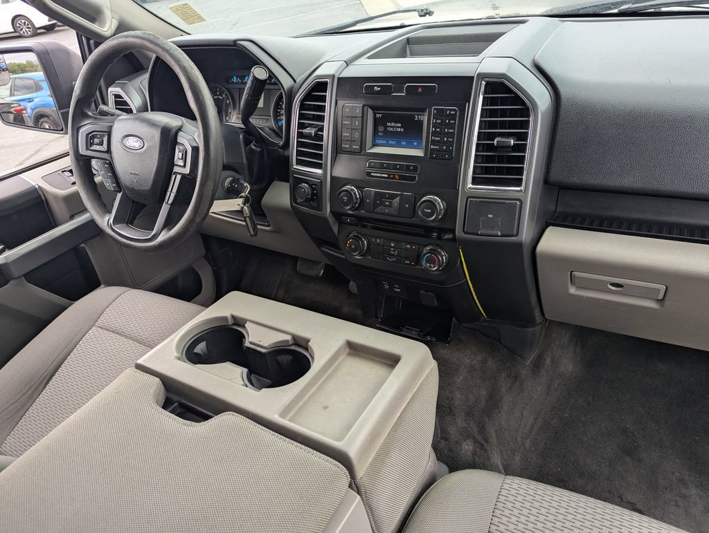 Used 2015 Ford F150 XLT AWD/4WD image 32