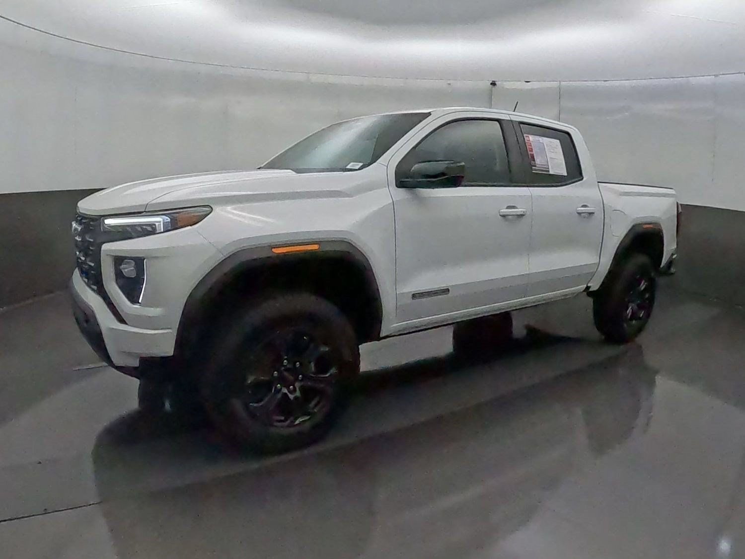 Used 2025 GMC Canyon Elevation w/ Convenience Package RWD image 4