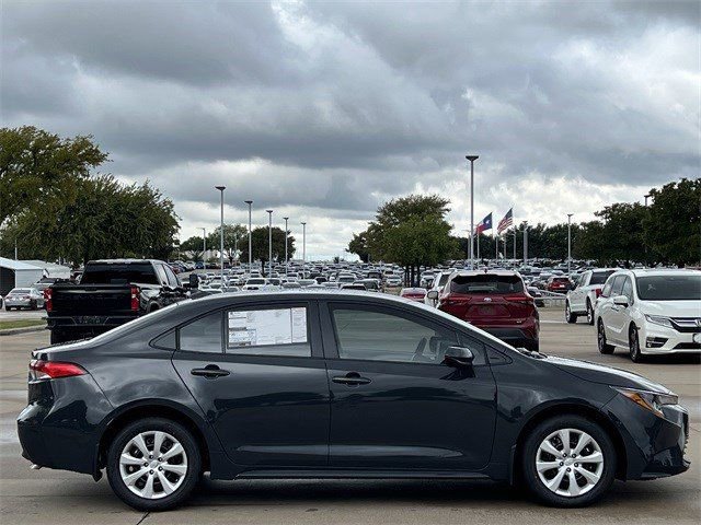 New 2026 Toyota Corolla LE FWD image 3