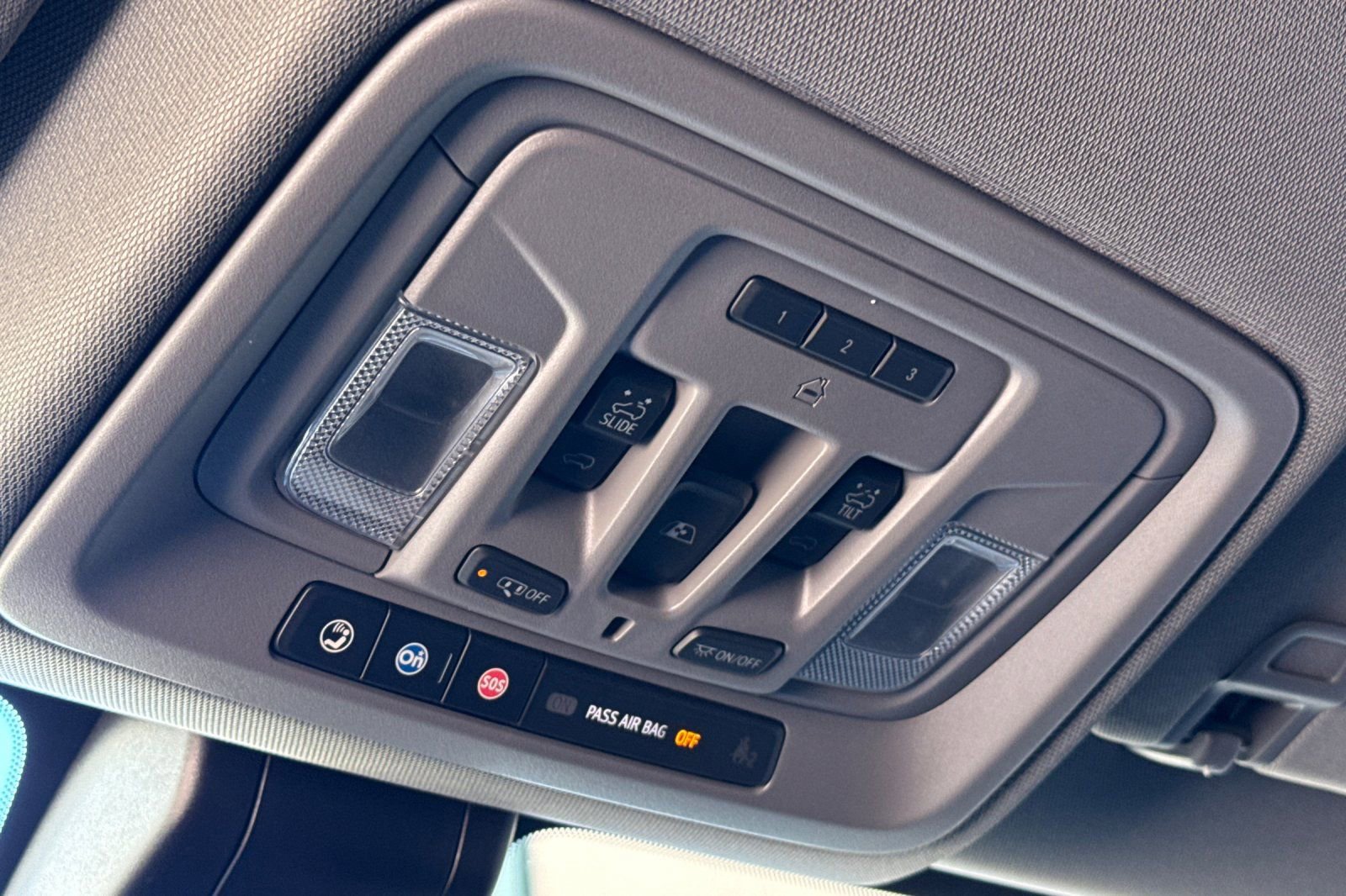 Used 2023 Chevrolet Silverado 2500 LTZ w/ LTZ Premium Package image 24