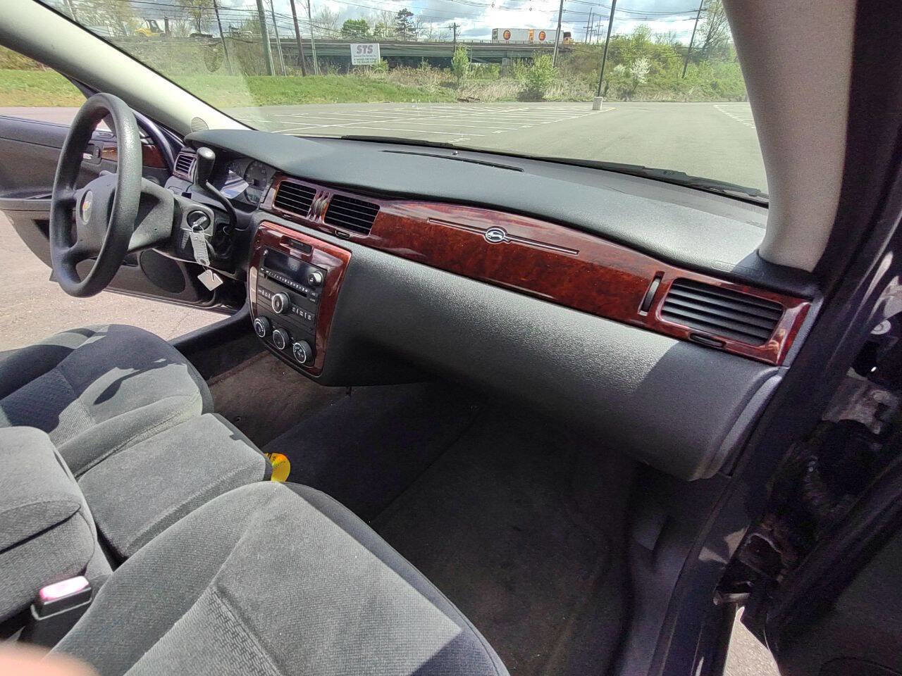 Used 2008 Chevrolet Impala LS FWD image 20