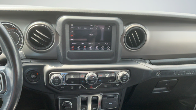 Used 2021 Jeep Wrangler Sport AWD/4WD image 15