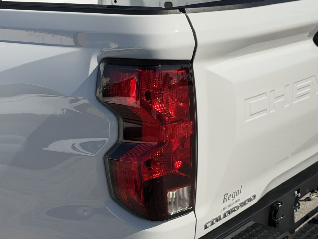 Used 2026 Chevrolet Colorado W/T RWD image 11