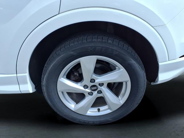 Used 2021 Audi Q3 2.0T Premium image 12