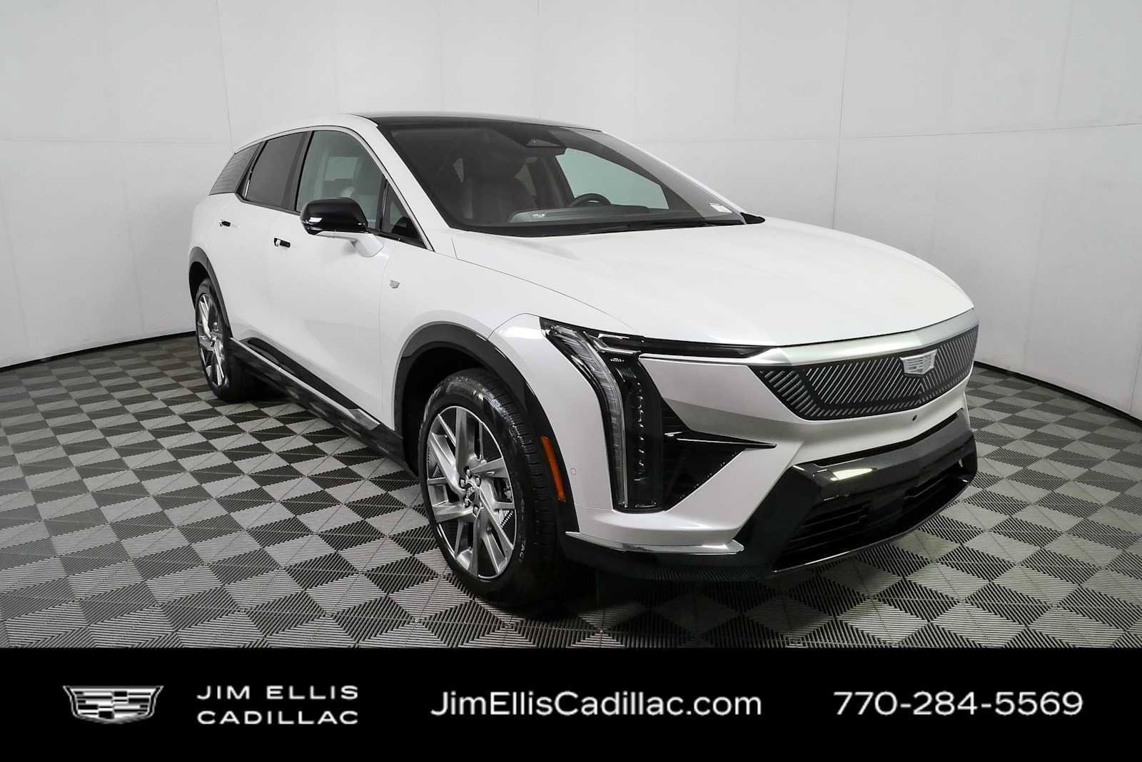 Certified 2025 Cadillac Optiq Luxury 1
