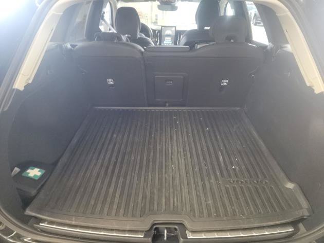 Used 2026 Volvo XC60 B5 Plus AWD/4WD image 8
