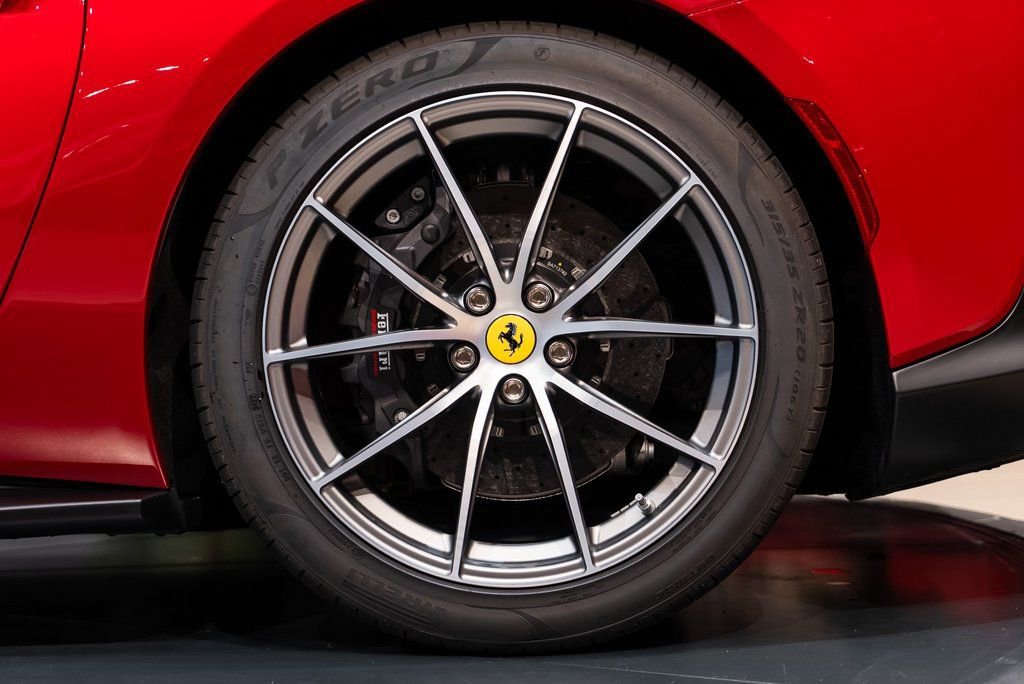 Certified 2022 Ferrari 812 GTS image 14