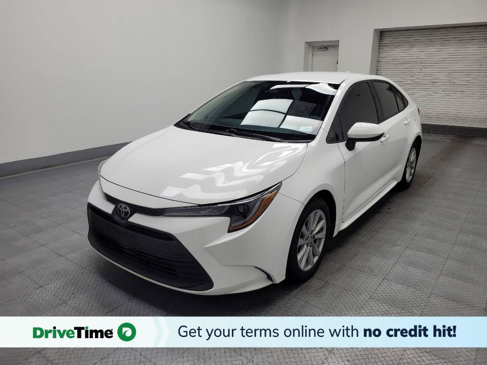 Used 2023 Toyota Corolla LE w/ LE Convenience Package FWD image 1