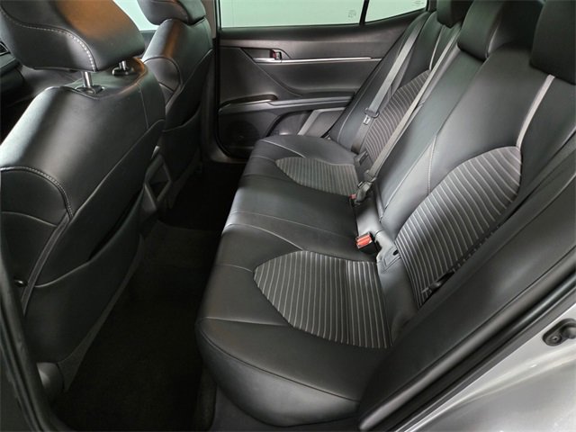 Used 2021 Toyota Camry SE image 14