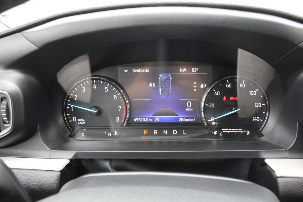 Used 2023 Ford Explorer XLT w/ Equipment Group 202A AWD/4WD image 10