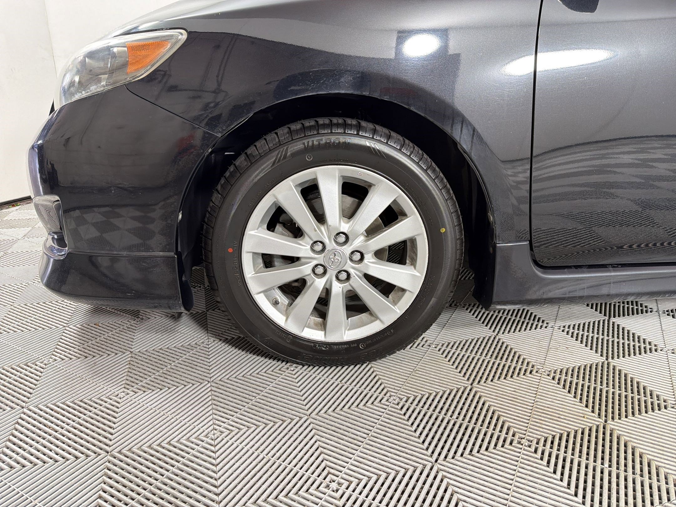 Used 2010 Toyota Corolla S image 11