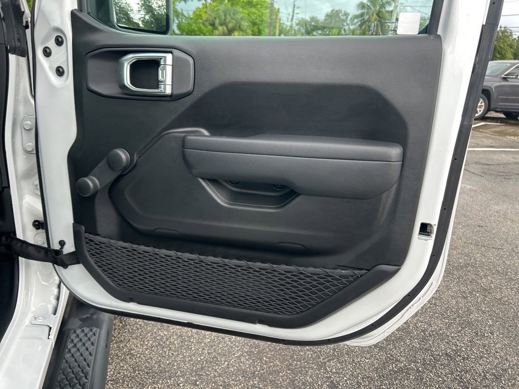 Certified 2024 Jeep Gladiator Sport image 27