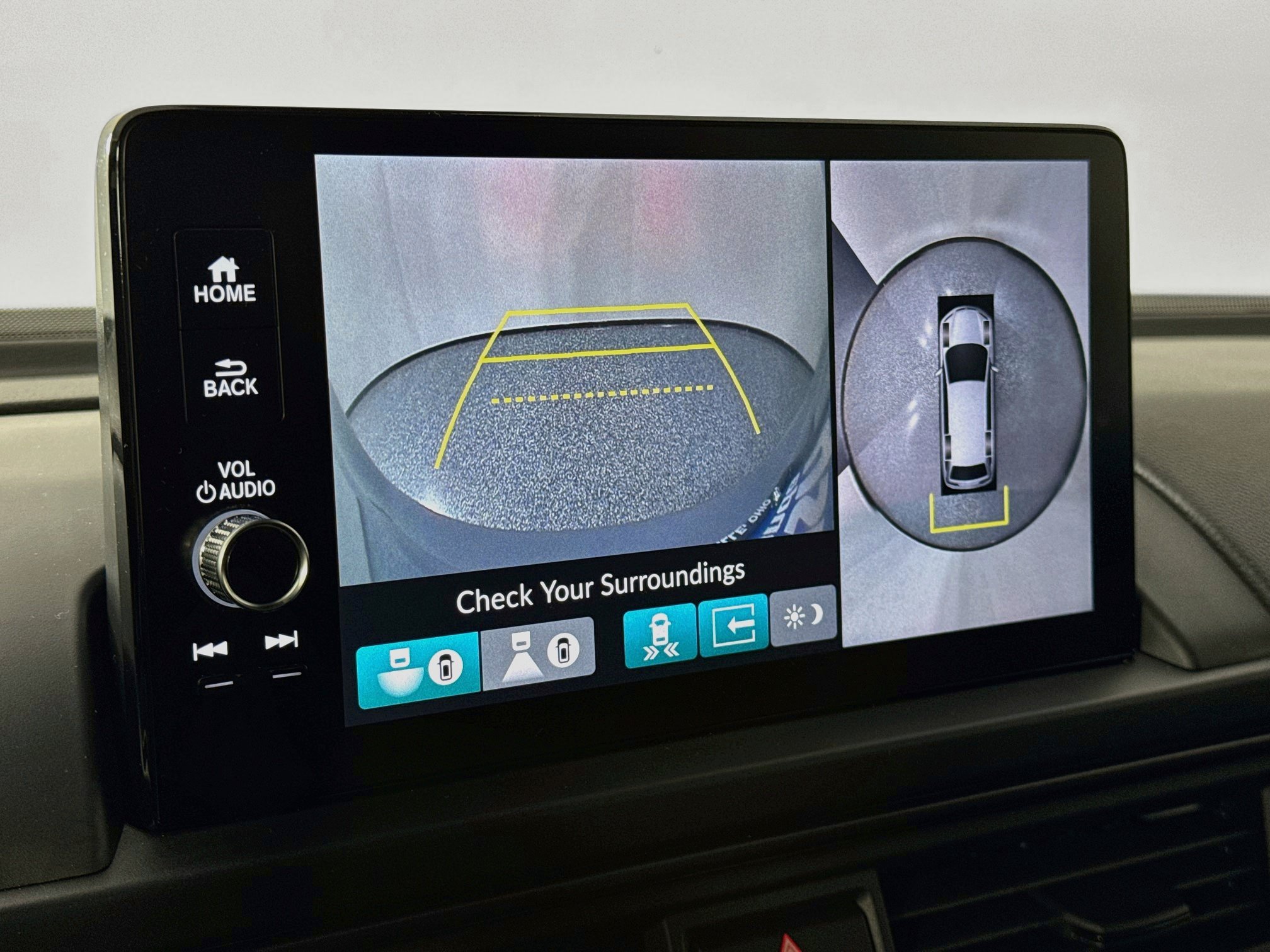 Certified 2025 Honda Pilot TrailSport image 13