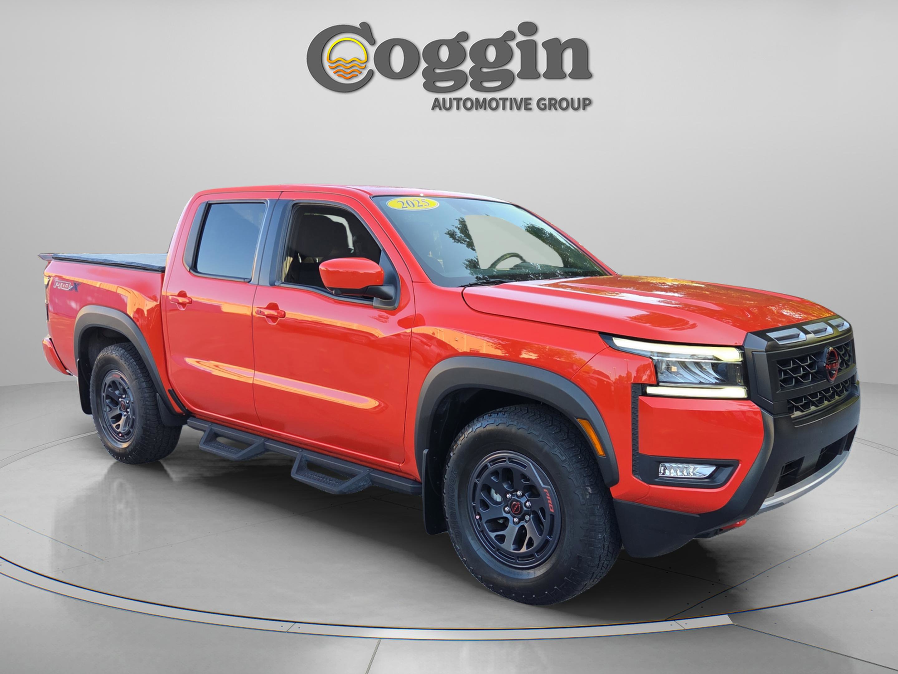 Used 2025 Nissan Frontier Pro-X w/ Pro Convenience Package RWD image 7