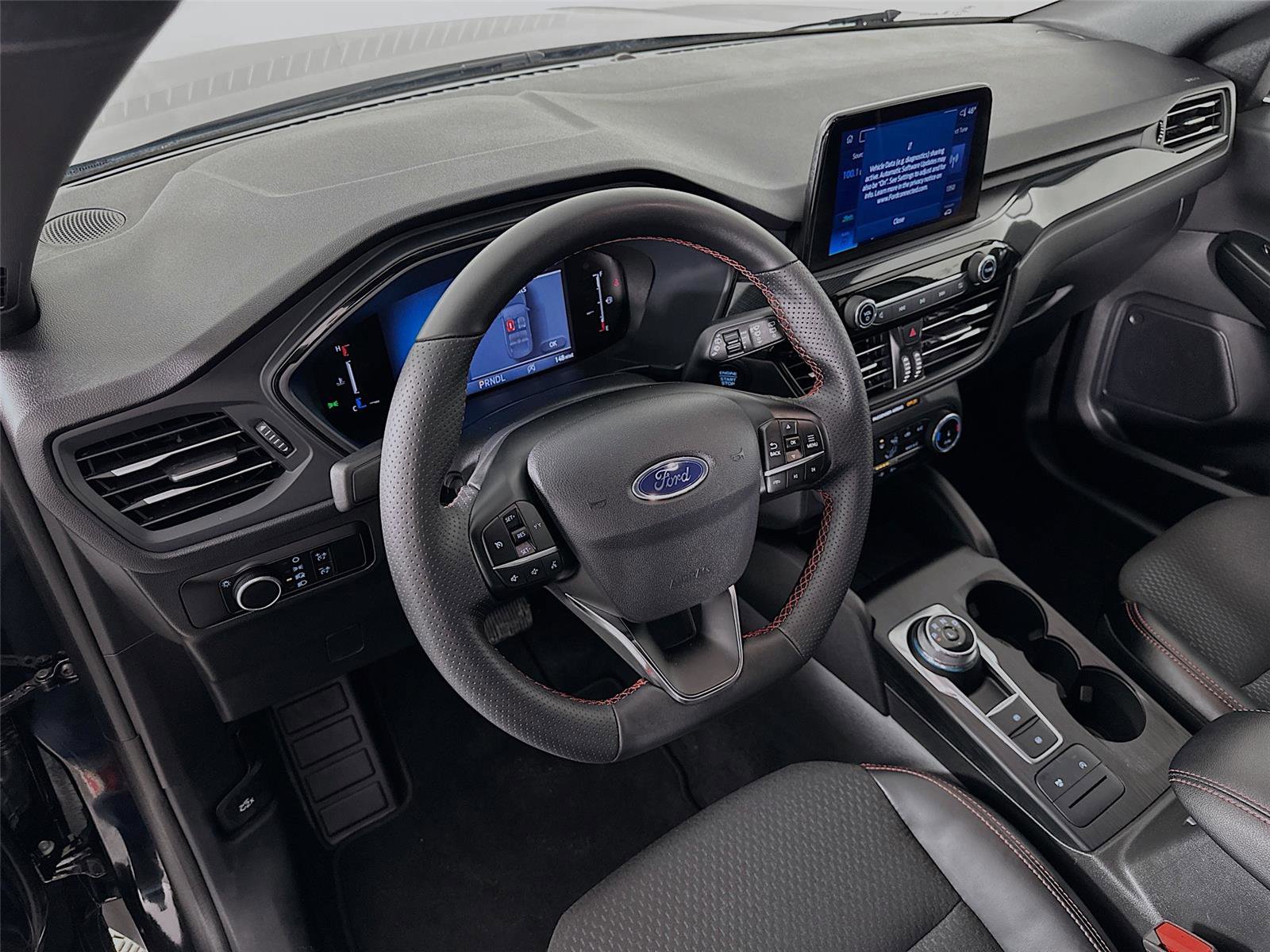 Used 2025 Ford Escape ST-Line image 9