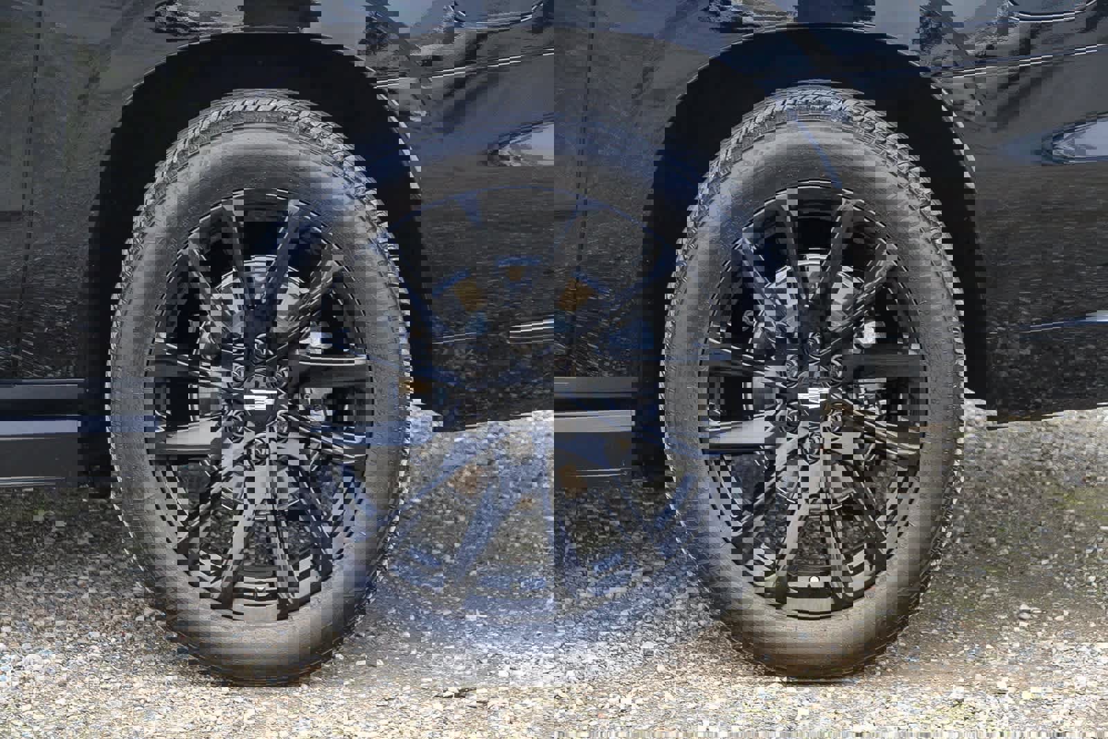 Used 2023 Cadillac Escalade ESV Sport Platinum w/ LPO, ONYX Package image 10