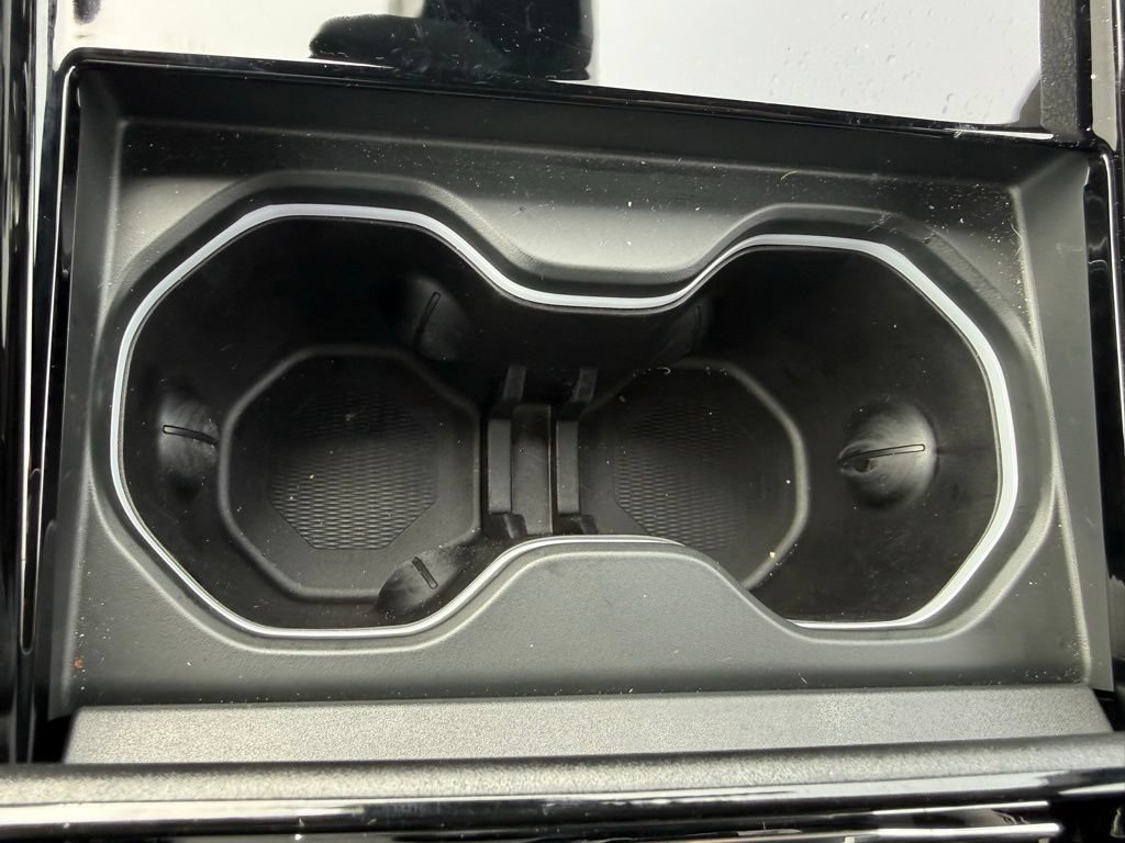 New 2025 Jeep Grand Cherokee Overland AWD/4WD image 26