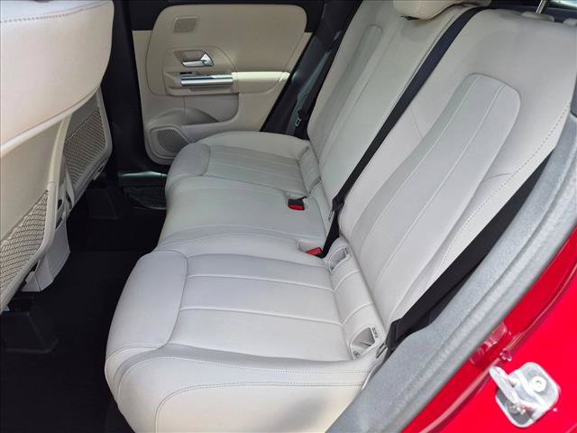 Used 2026 Mercedes-Benz GLA 250 image 15