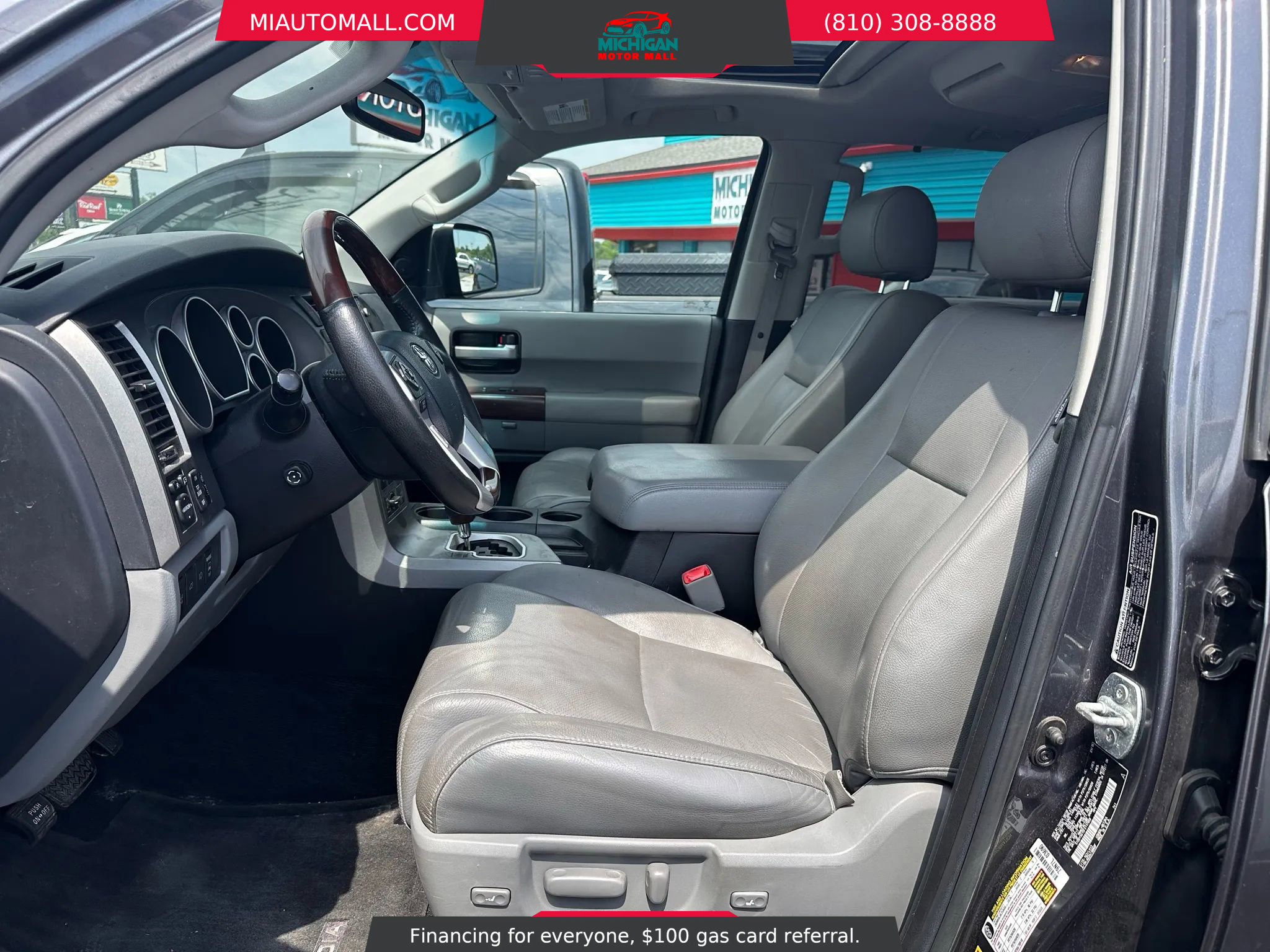 Used 2015 Toyota Sequoia Platinum image 8