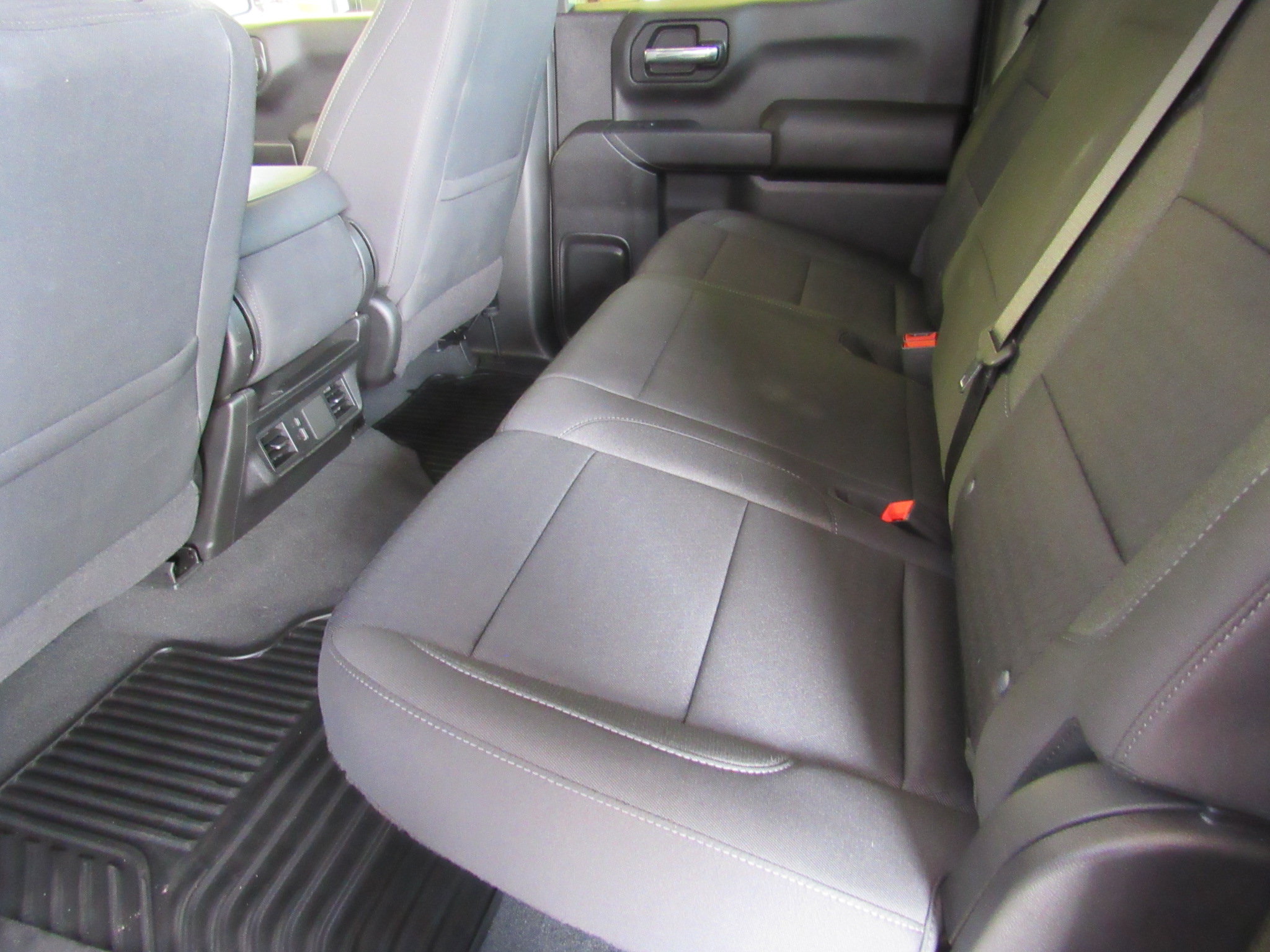 Used 2024 Chevrolet Silverado 1500 Custom w/ LPO, Dark Essentials Package AWD/4WD image 33
