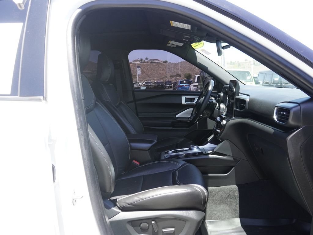 Used 2022 Ford Explorer ST w/ Equipment Group 401A AWD/4WD image 28