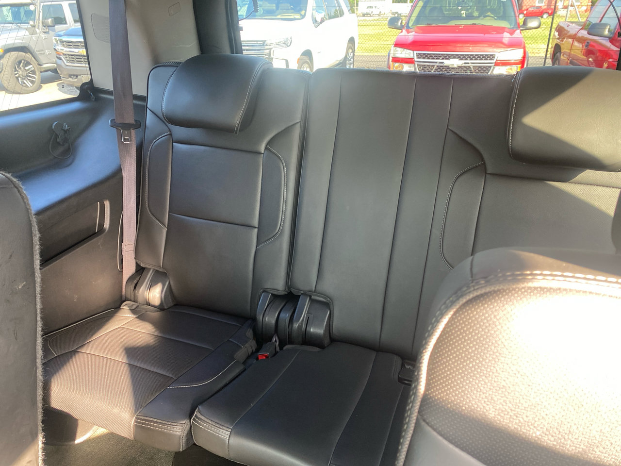 Used 2015 GMC Yukon Denali w/ Touring Package image 11