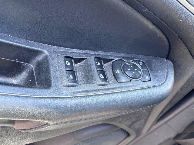 Used 2024 Ford Edge SEL AWD/4WD image 10