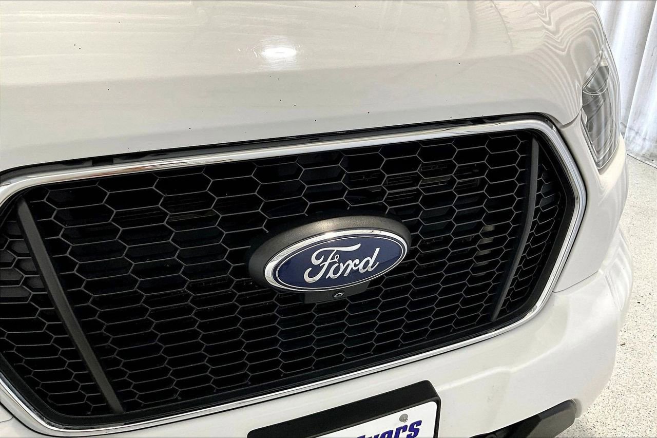 Used 2023 Ford Transit 350 XLT image 29