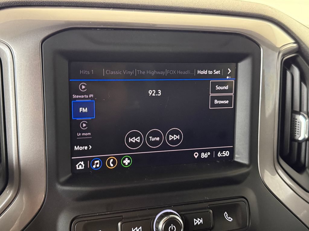 Used 2022 Chevrolet Silverado 1500 Custom AWD/4WD image 15